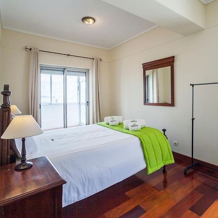 Deluxe Marina Apartment ปอนตาเดลกาดา ภายนอก รูปภาพ