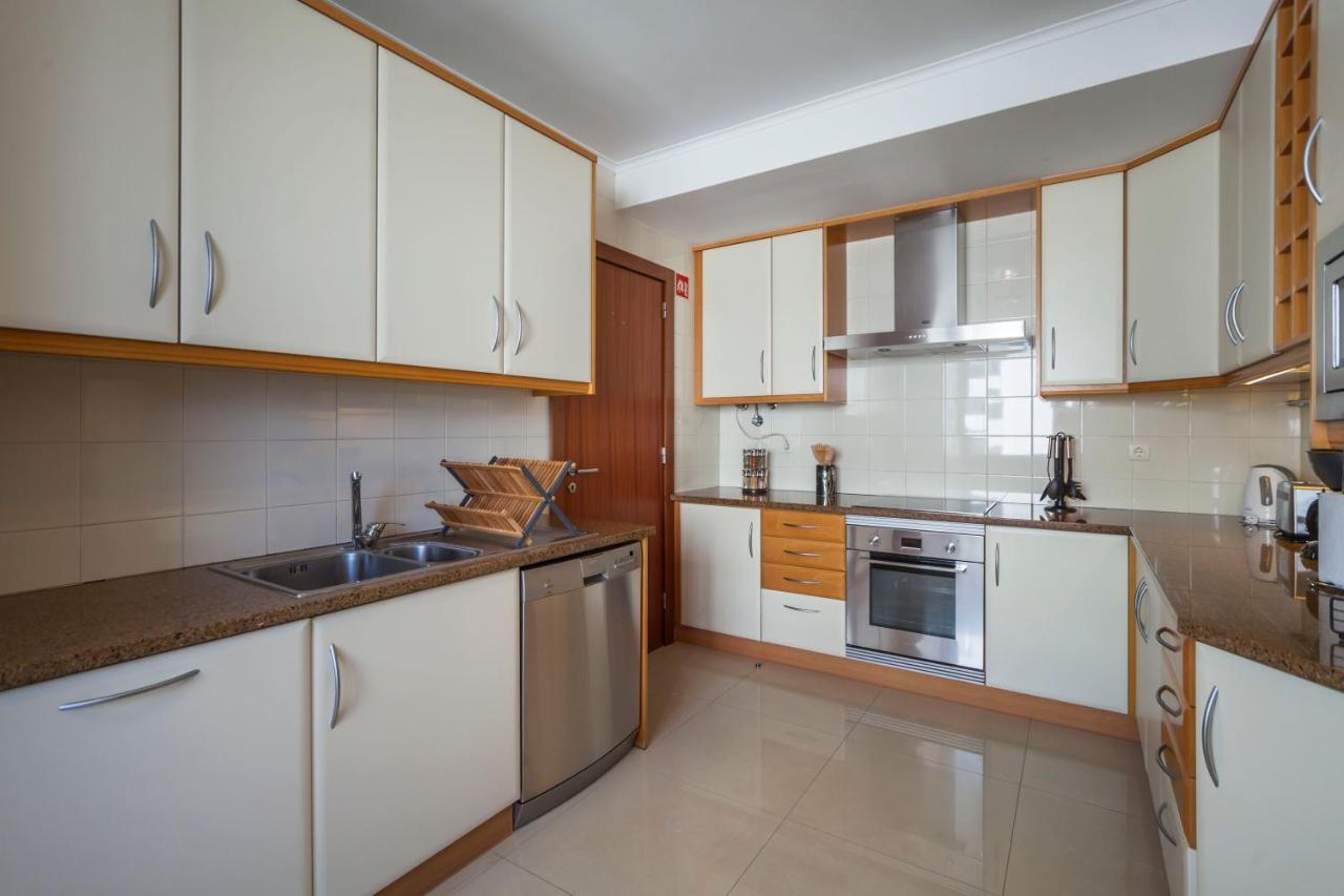 Deluxe Marina Apartment ปอนตาเดลกาดา ภายนอก รูปภาพ
